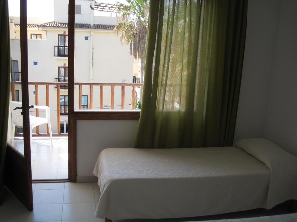Hostal Casa Bauza Кала-Ратхада Номер фото